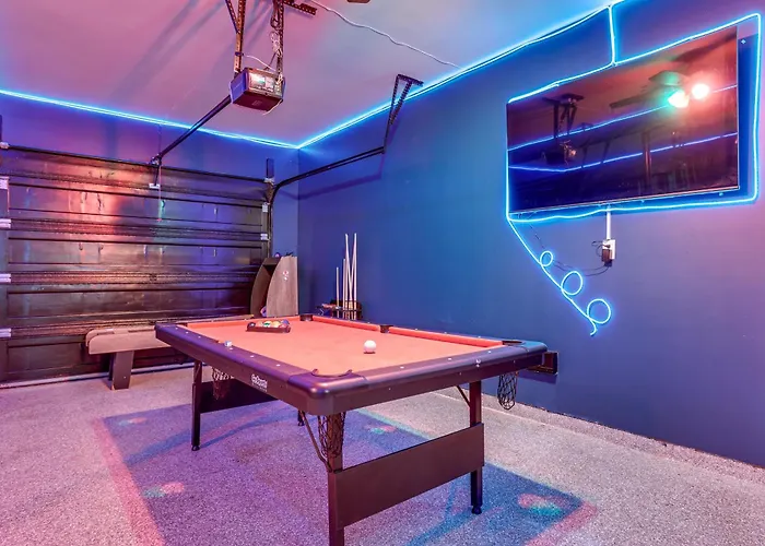Hot Tub, Game Room & Fire Pit Near Kalahari