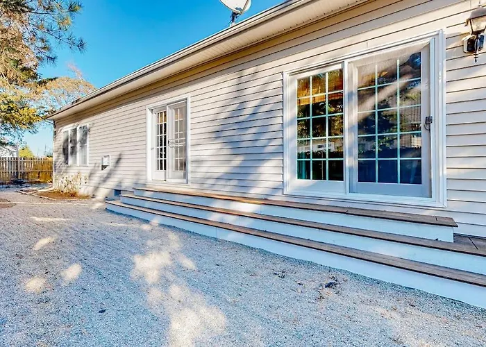 Breezewood 139 Whisperwood Ln