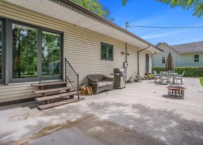 The Sugar Maple Home