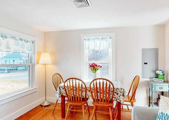 Cataumet Cottage