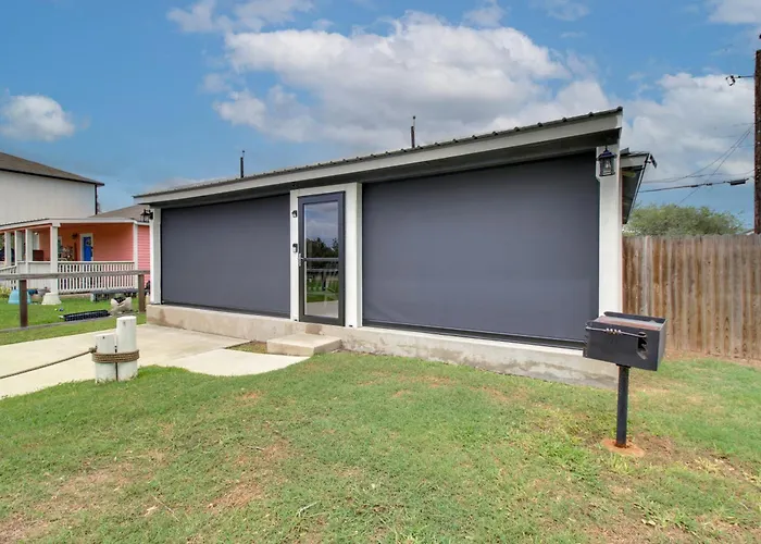 Heron Bay Cottage | Boat Parking | Pet Friendly