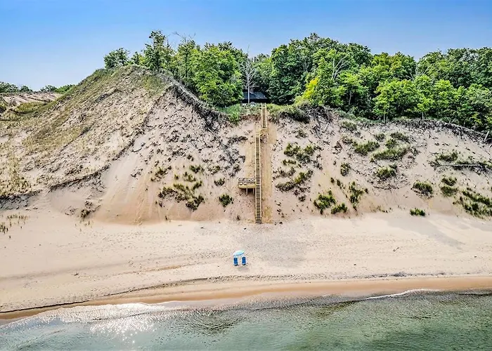 Dune House