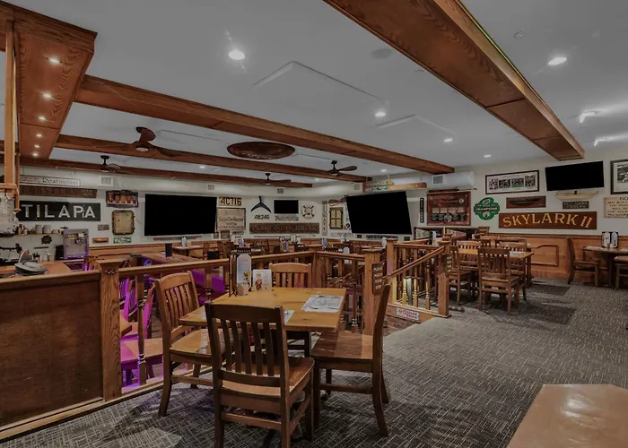 Lamies Inn & The Old Salt Tavern
