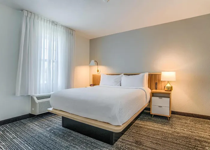 Mainstay Suites