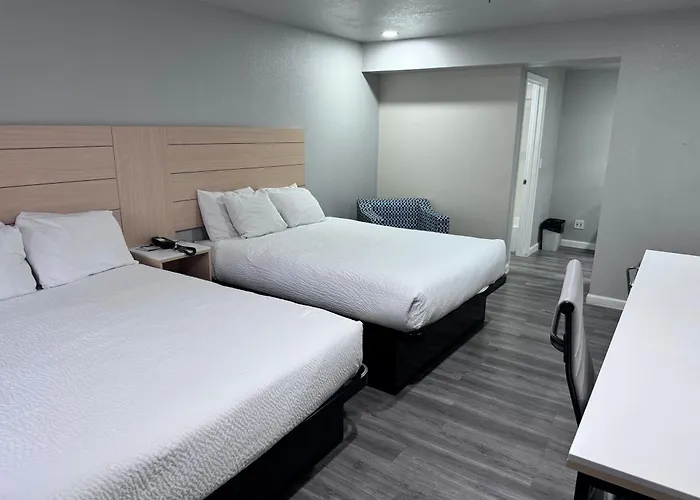 Travelodge By Wyndham Redding Ca