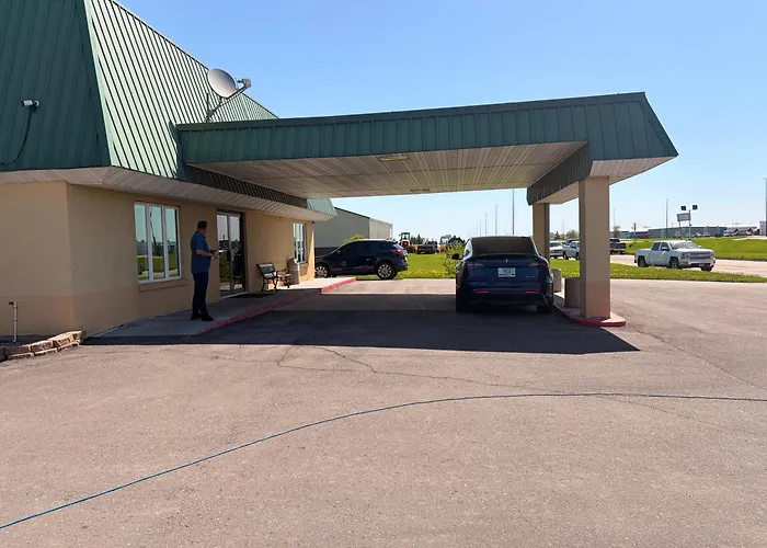 East Grand Inn Grand Forks Nd I 29