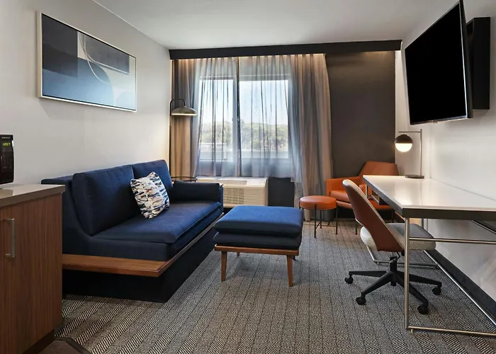 Courtyard By Marriott Chino Hills (Adults Only)