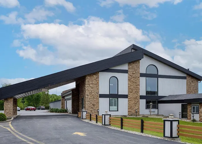 Best Western Indian Oak