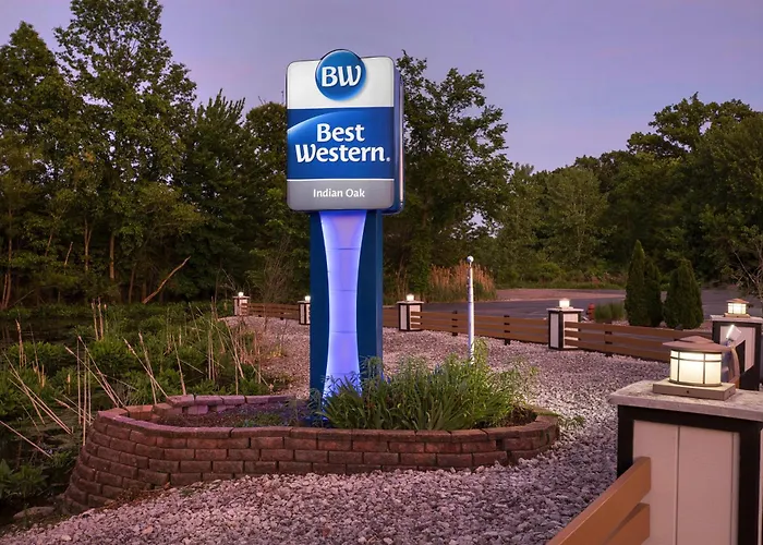 Best Western Indian Oak