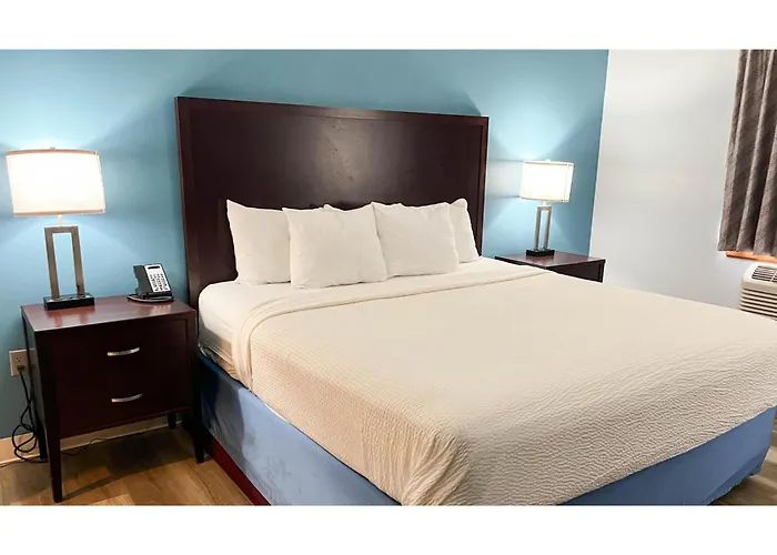 Studio 6 Suites - Tiffin, Oh