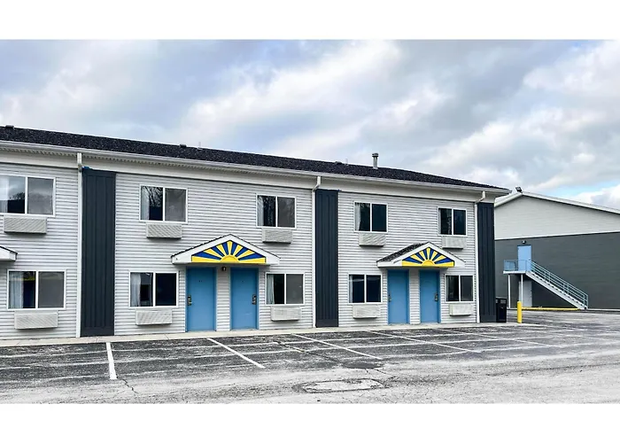Studio 6 Suites - Tiffin, Oh