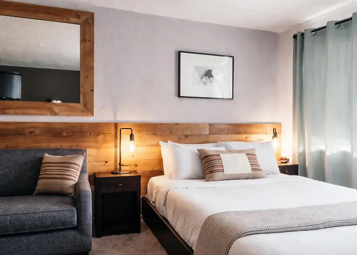Summit View Inn