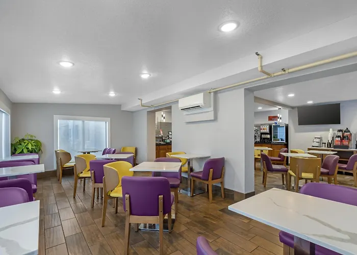 Best Western Plus Altoona Inn