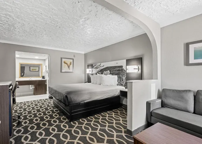 Super 8 By Wyndham Norman West Ok