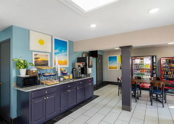 Days Inn By Wyndham Greeneville