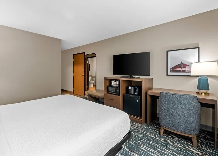 Super 8 By Wyndham Perham