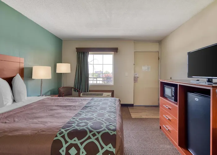 Surestay Hotel By Best Western Bowling Green North