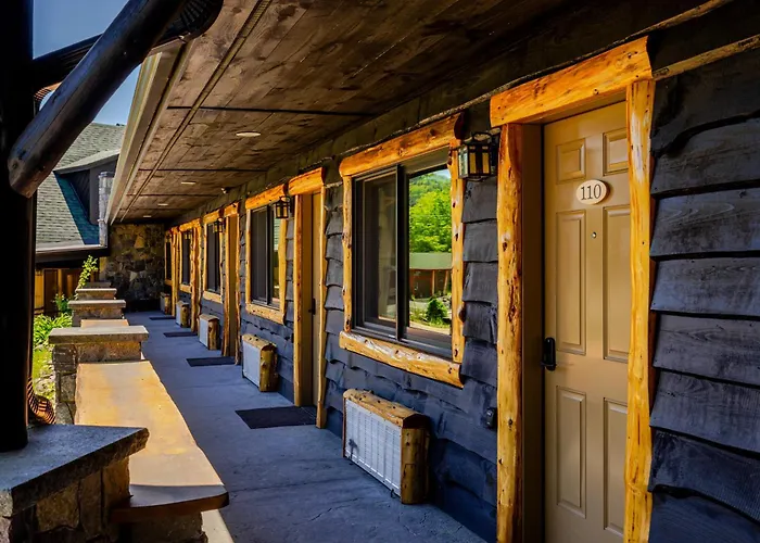 Adirondack Spruce Lodge