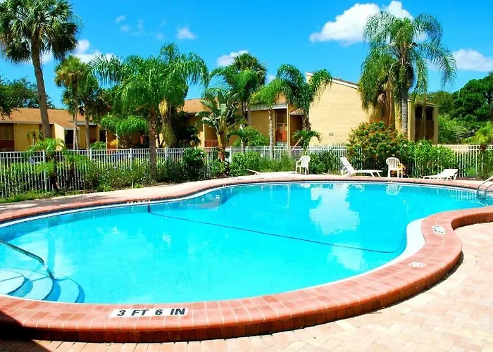 2Br/1Ba Sienna Park Apartment