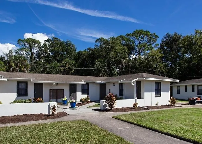 Travel Inn Of Titusville