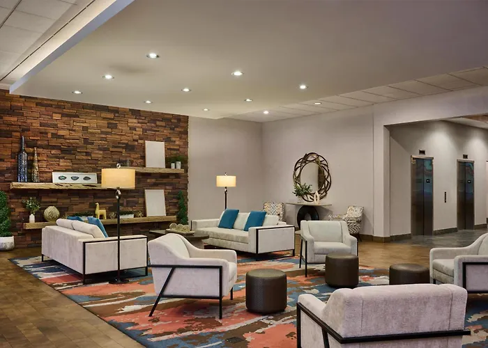 Doubletree By Hilton Hotel Flagstaff