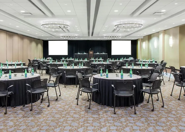 Crowne Plaza Chicago Ohare Hotel & Conf Ctr By Ihg