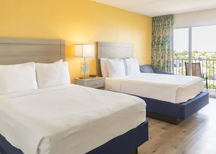 Hutchinson Island Hotel