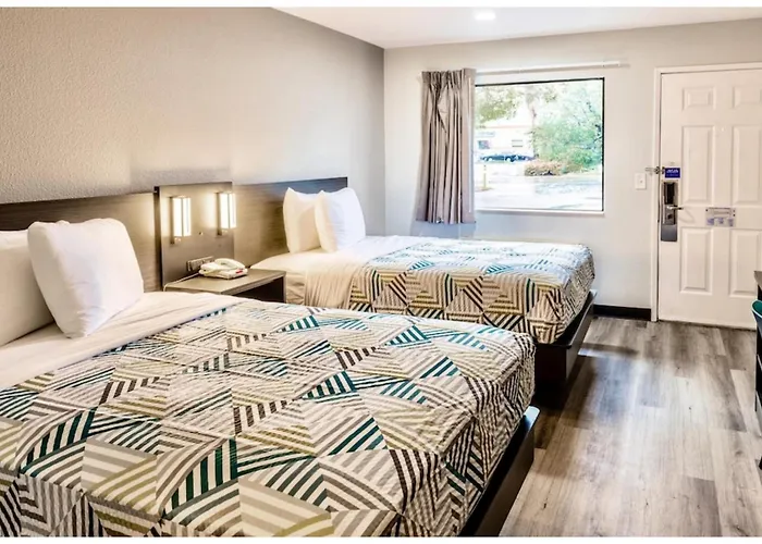 Motel 6-Carlsbad, Ca - East Near Legoland