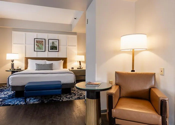 Heathman Hotel