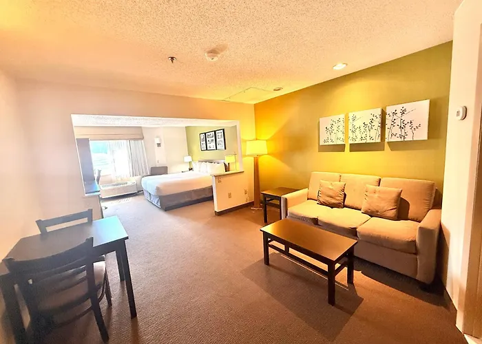Sleep Inn & Suites Niantic North