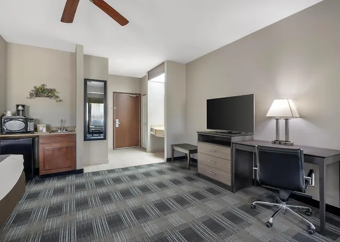 Best Western Geneseo Inn