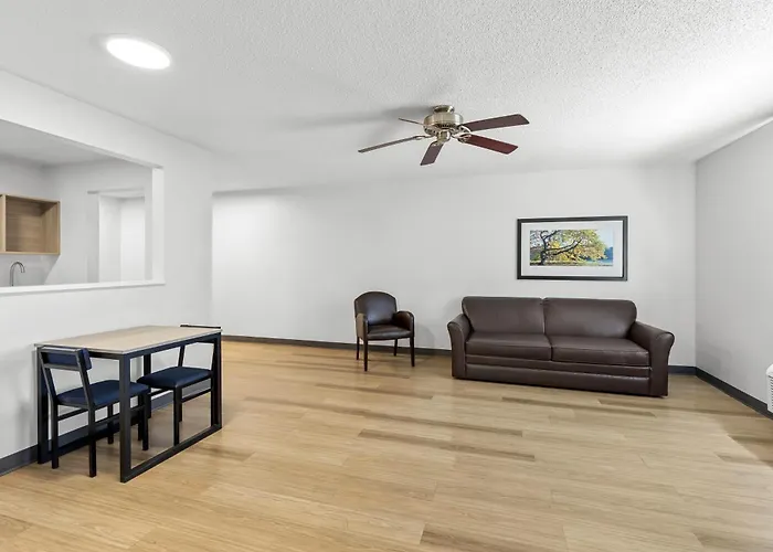 Suburban Studios Copley Akron West