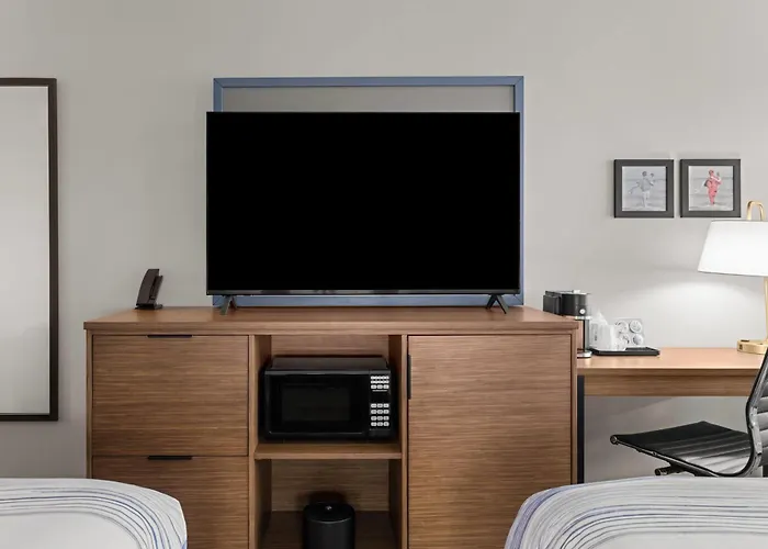 Americinn By Wyndham Marshfield