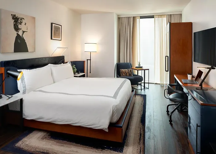 Thompson Seattle, By Hyatt