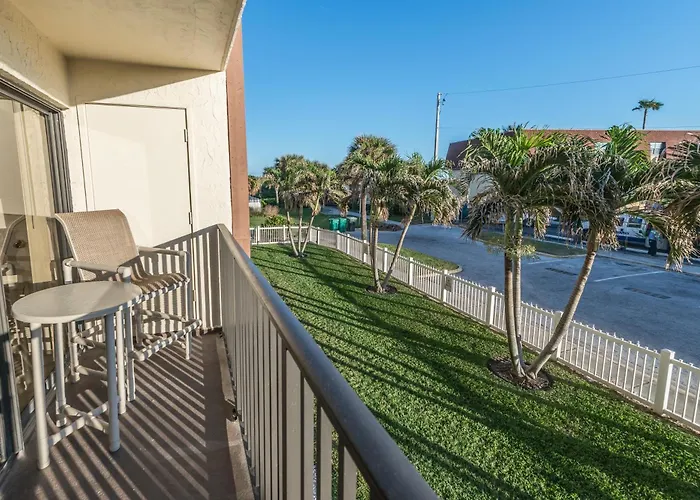 Chateau By The Sea - Cocoa Beach Oceanfront Pet-Friendly Condos With Rooftop Deck & Heated Pool