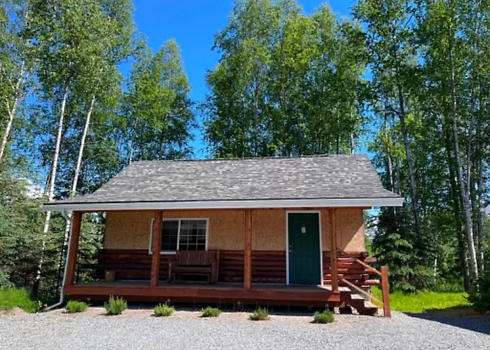 Denali Fireside Cabin & Suites