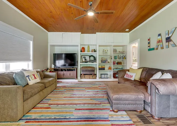 Spacious Lake Placid Retreat W/ Gorgeous Views!