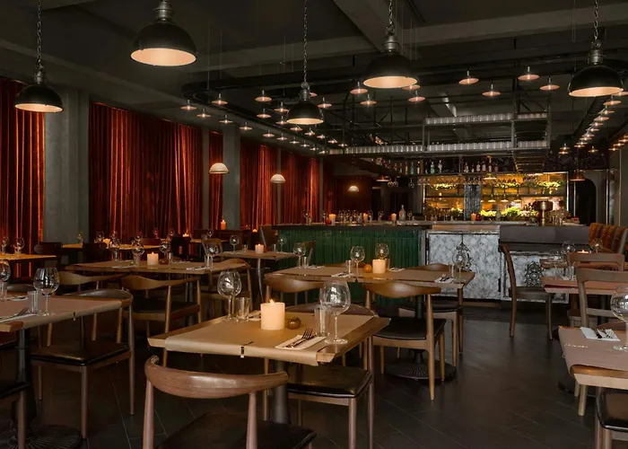 Moxy Miami South Beach