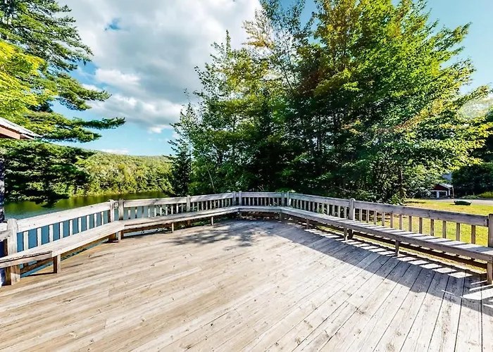 Lake Eden Escape