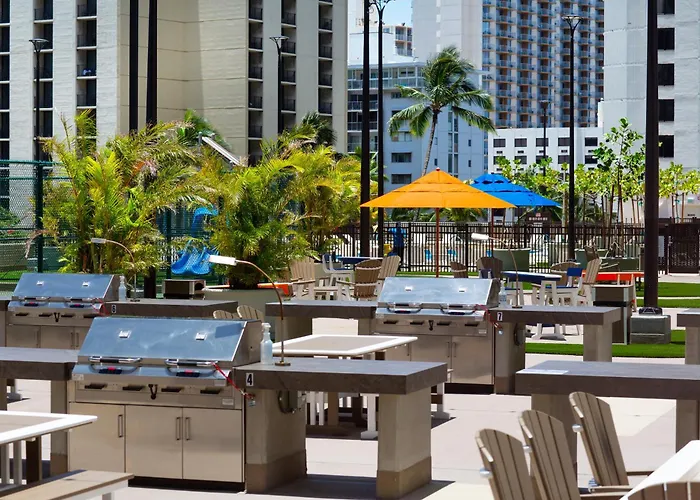 Breezy Condo With Private Lanai, Pool, & Beach Access