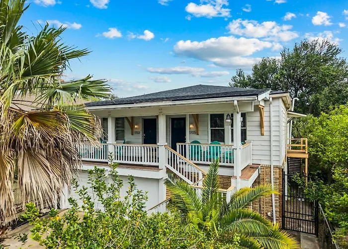 The Starboard At M Historic Lost Bayou Retreat Walk To Beach Sleeps 6