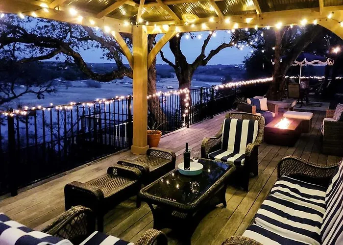 Natural Cliffside Oasis With Impressive Views, Gas Fireplace And Dock