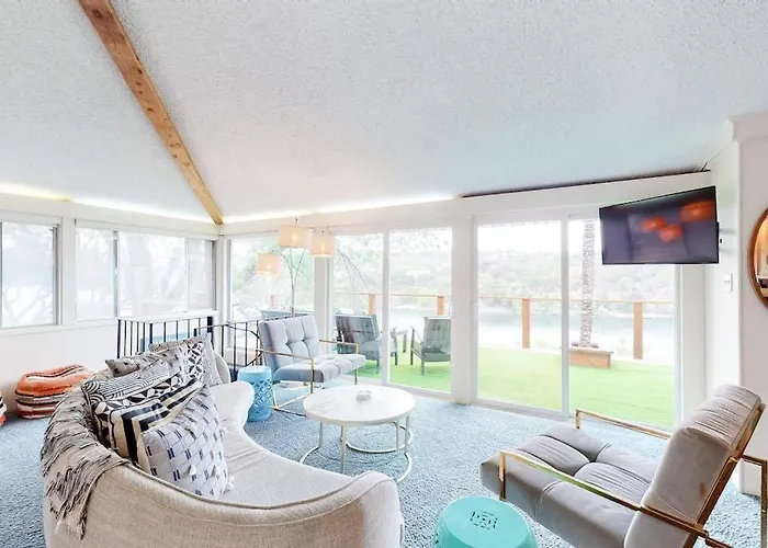 Mid-Century Modern Lake House With Private Waterfront Pool & Boat Dock