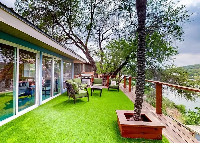 Mid-Century Modern Lake House With Private Waterfront Pool & Boat Dock