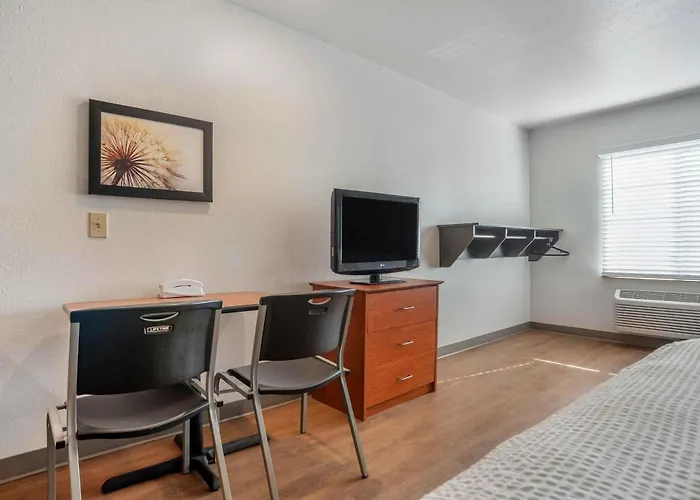 Extended Stay America Select Suites - Jackson - South