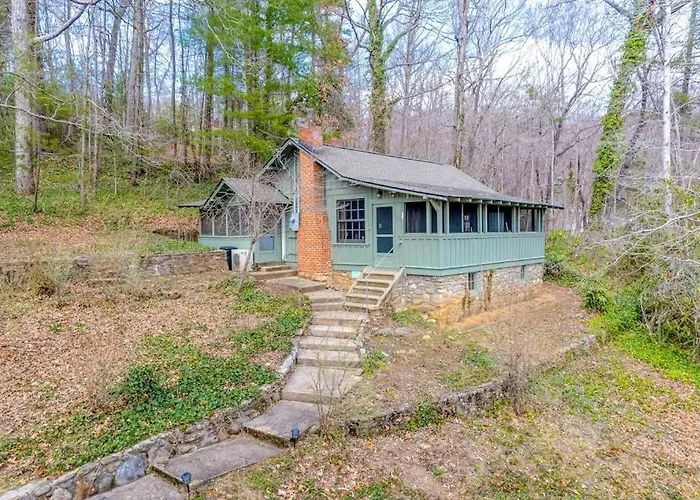 Charlotte'S Cabin
