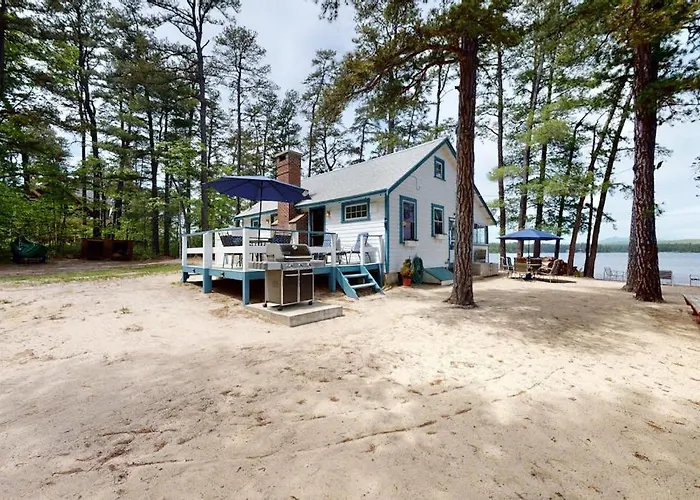Lake House Retreat