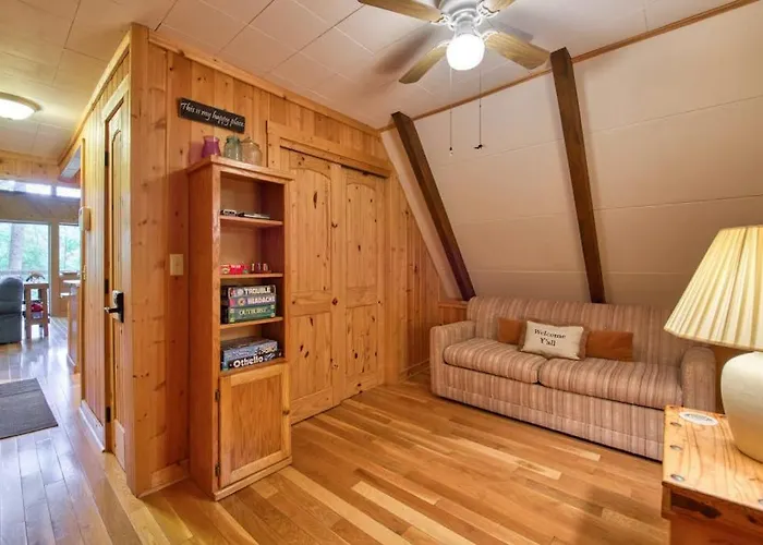 Chalet At Peek'S Creek
