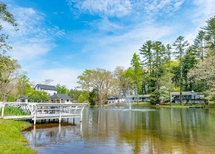 Lakeview Cottage - Unit 305
