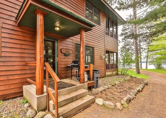 Chippewa Retreat - Lair